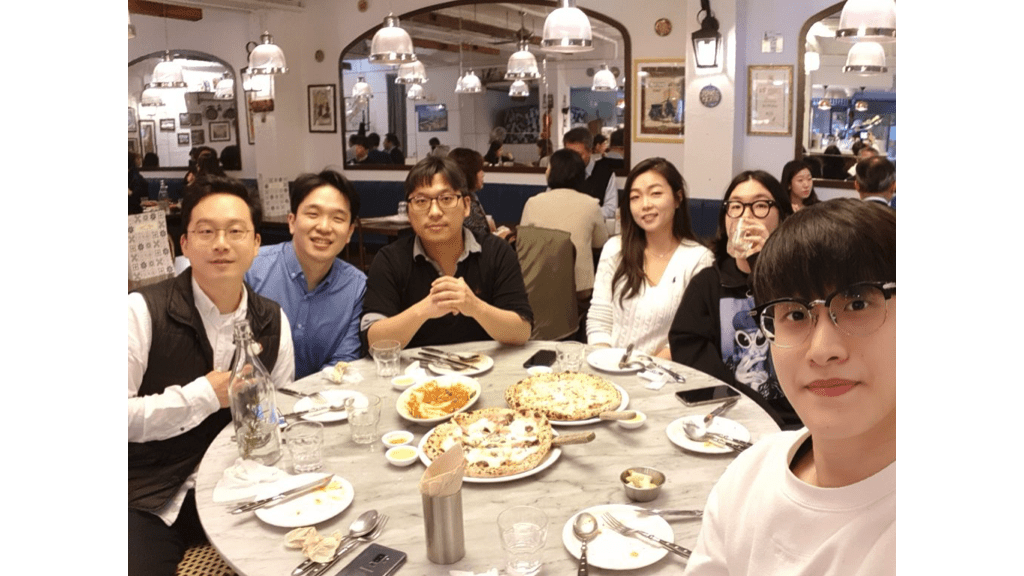 메디블록 랜덤 점심 식사 문화 피자