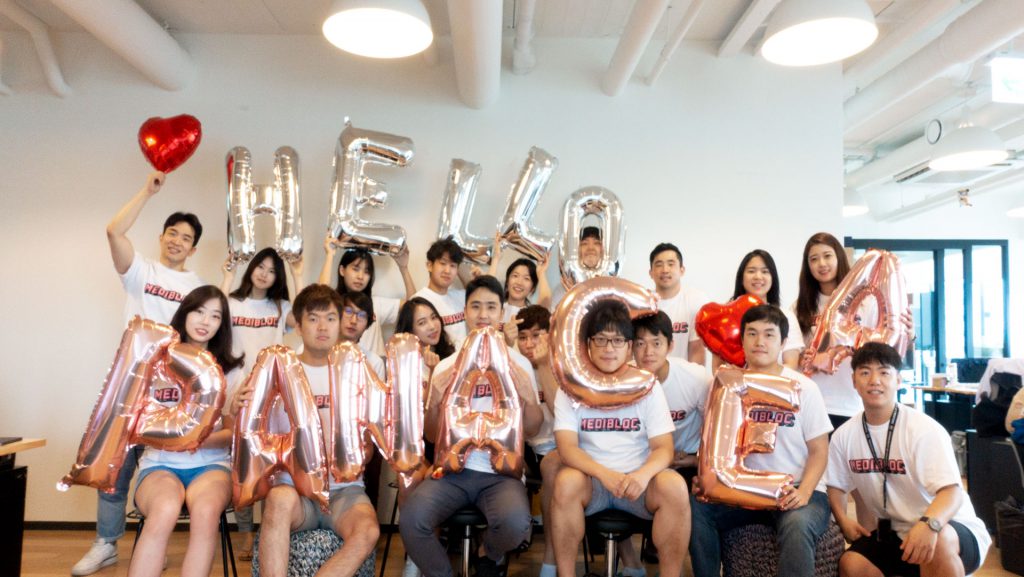 메디블록 메인넷 패너시어 런칭 기념 단체사진